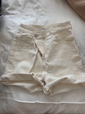 12th Tribe Cream High-Waist Rolled Cuff Denim Shorts